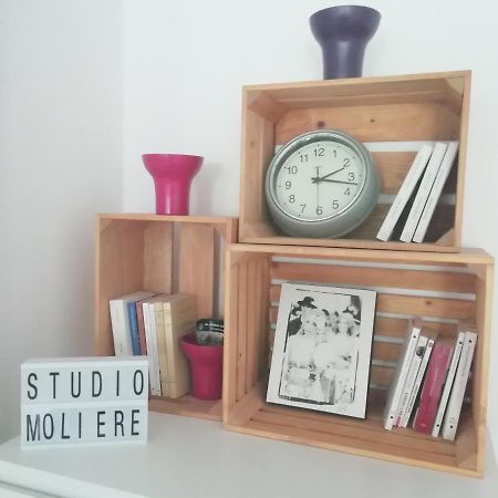 Studio Moliere Appartement Braşov Buitenkant foto