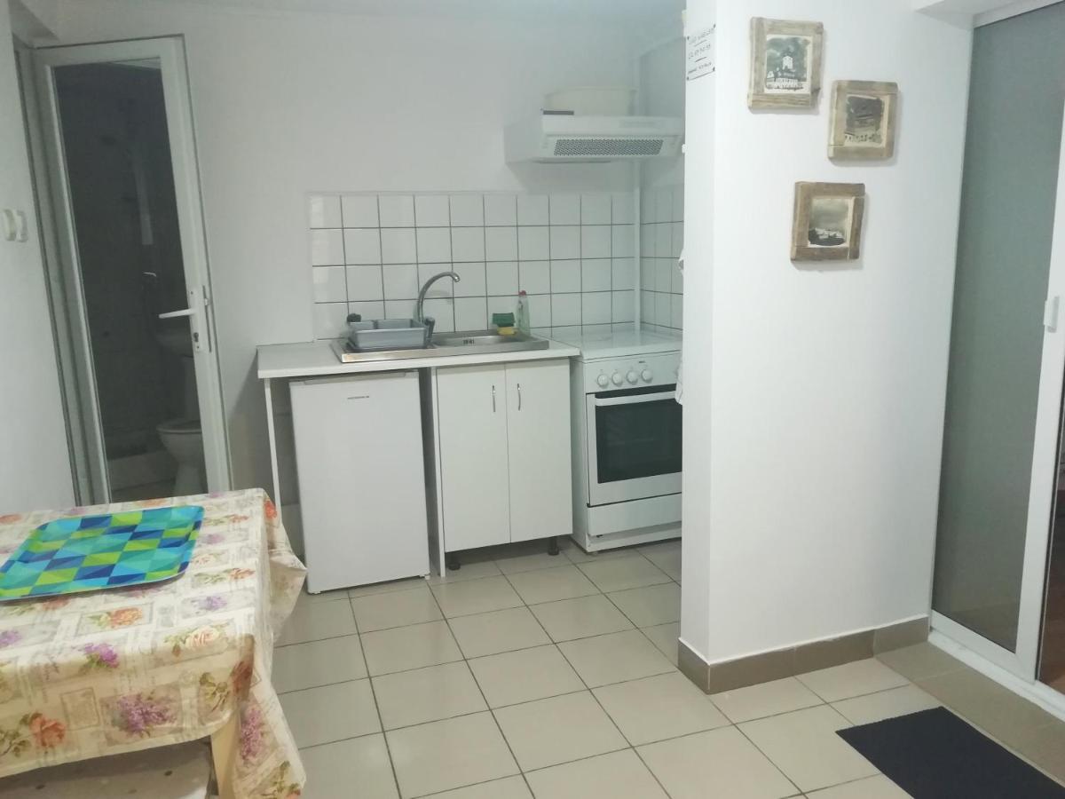Studio Moliere Appartement Braşov Buitenkant foto