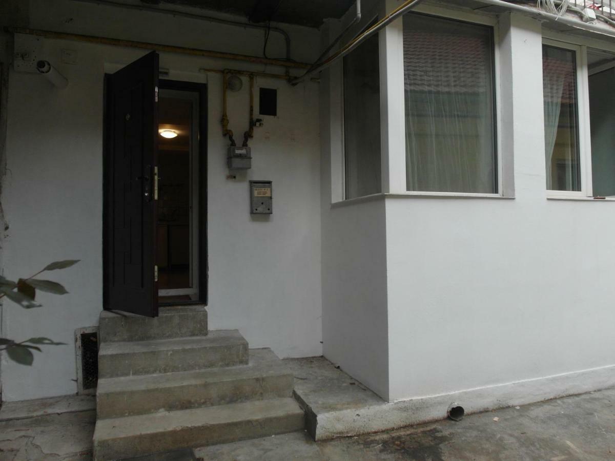 Studio Moliere Appartement Braşov Buitenkant foto